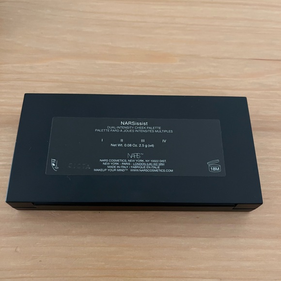 NARS: NARSissist Dual-Intensity Cheek Palette 🤎 - Picture 7 of 10